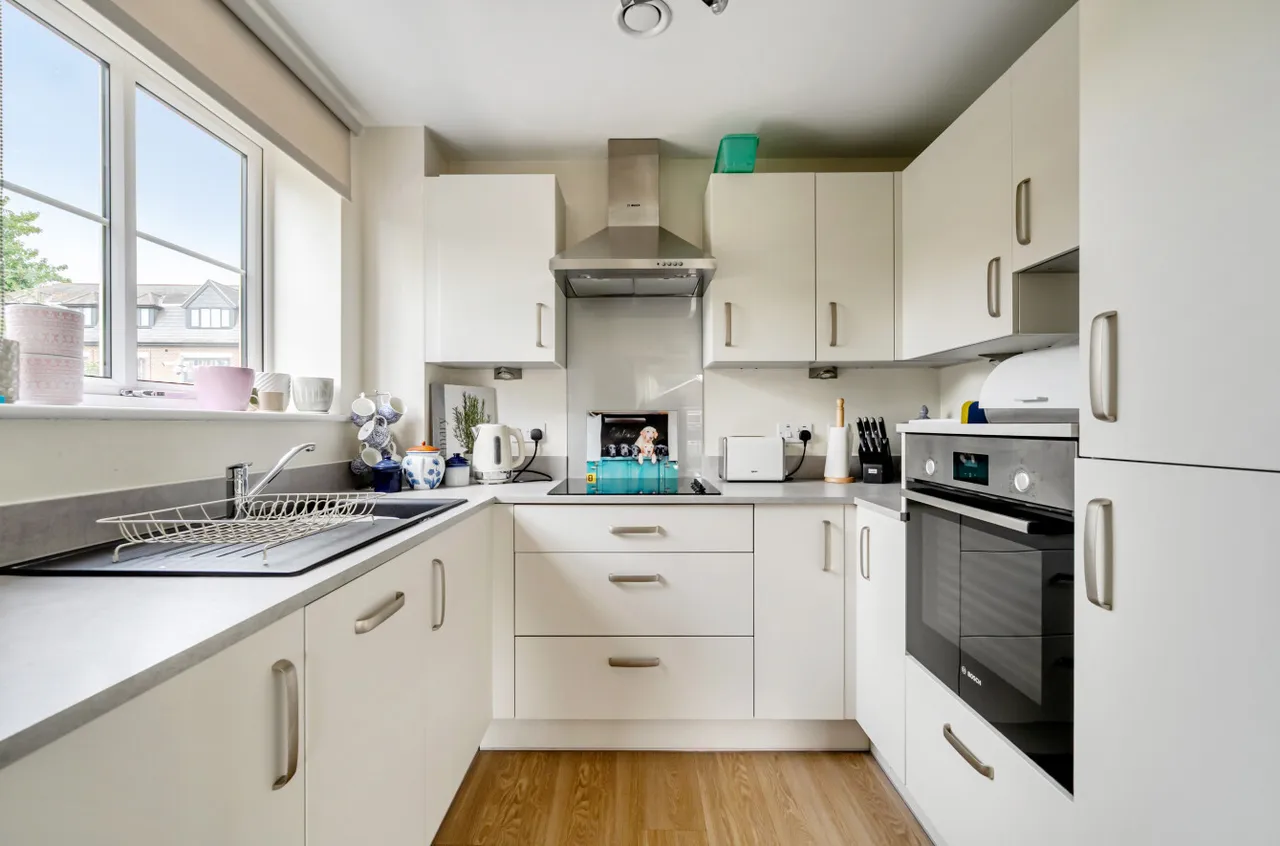 Orchard Lane, Alton, GU34, photo 3
