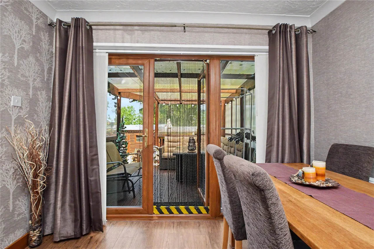 Summerfield Drive, Leeds, LS13, photo 4