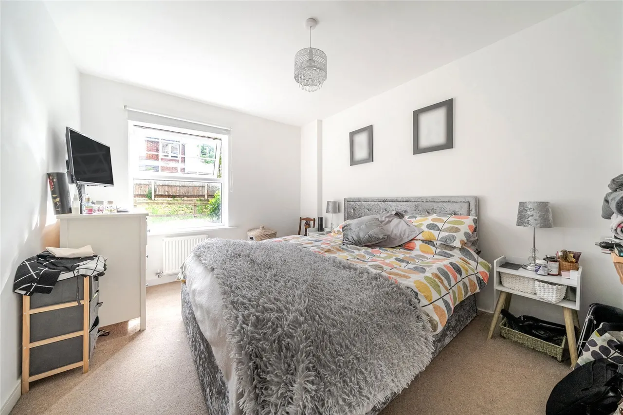 Wells View Drive, Bromley, BR2, photo 4