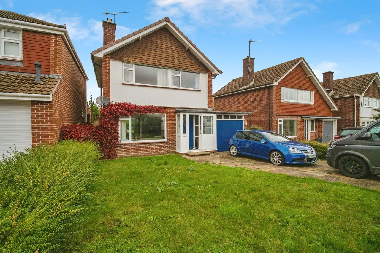 3 bed house for sale — Weatherbury Way, Dorchester