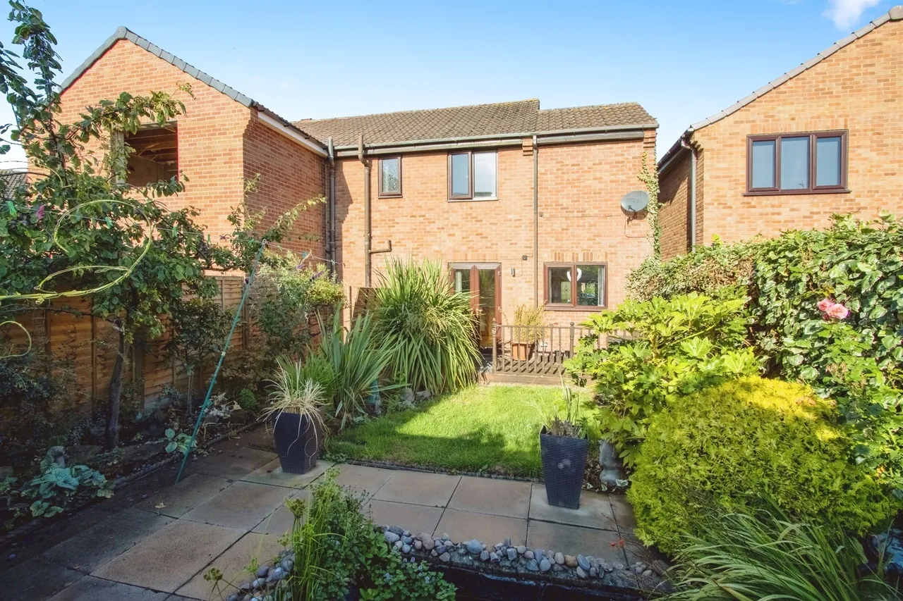 Falmouth Avenue, Normanton, WF6, photo 13