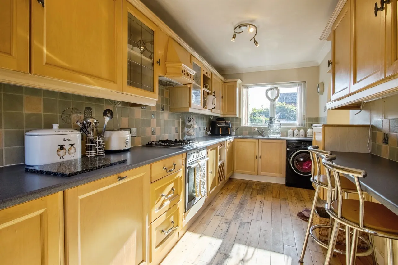 Falmouth Avenue, Normanton, WF6, photo 7