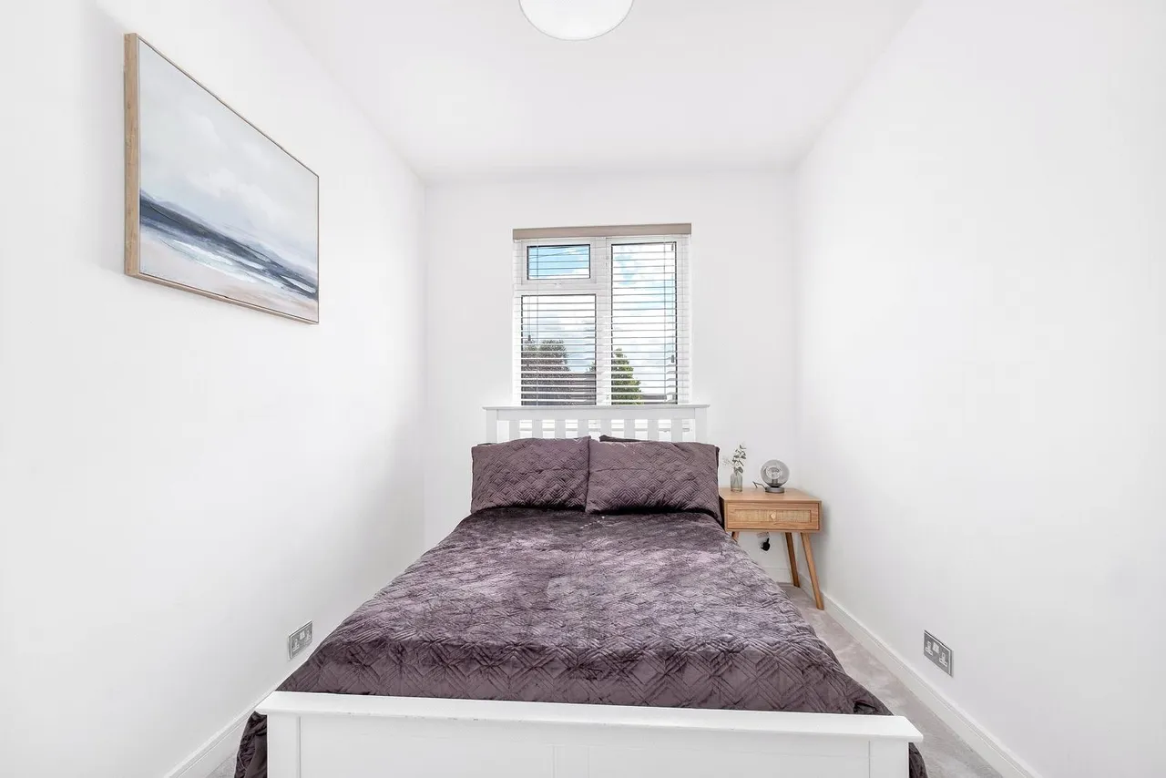 Wych Elm Road, Hornchurch, RM11, photo 15