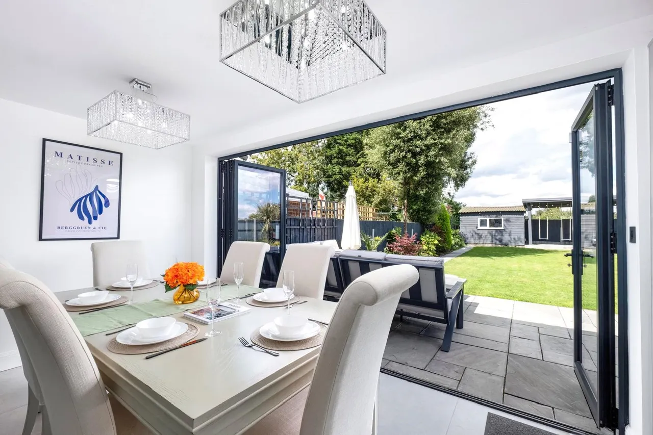 Wych Elm Road, Hornchurch, RM11, photo 9