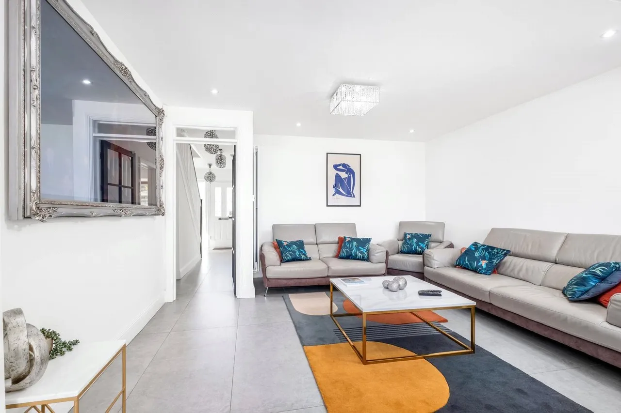 Wych Elm Road, Hornchurch, RM11, photo 4