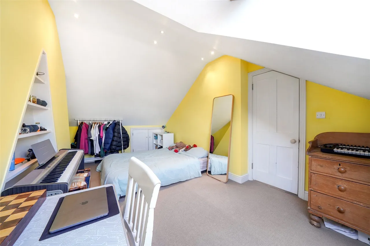Barry Road, London, SE22, photo 12