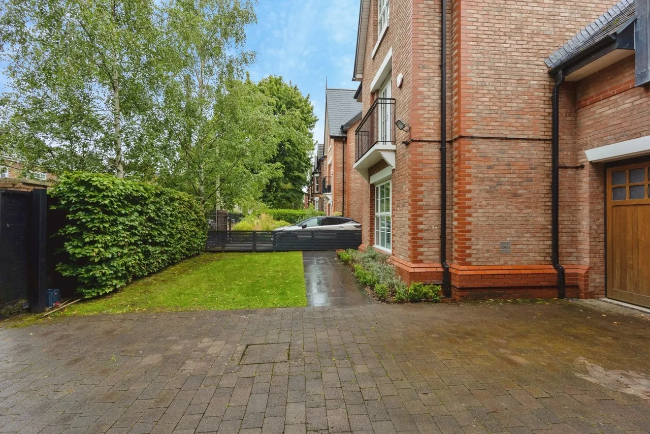 Old Lansdowne Road, Didsbury, Manchester, Greater Manchester, M20, photo 2
