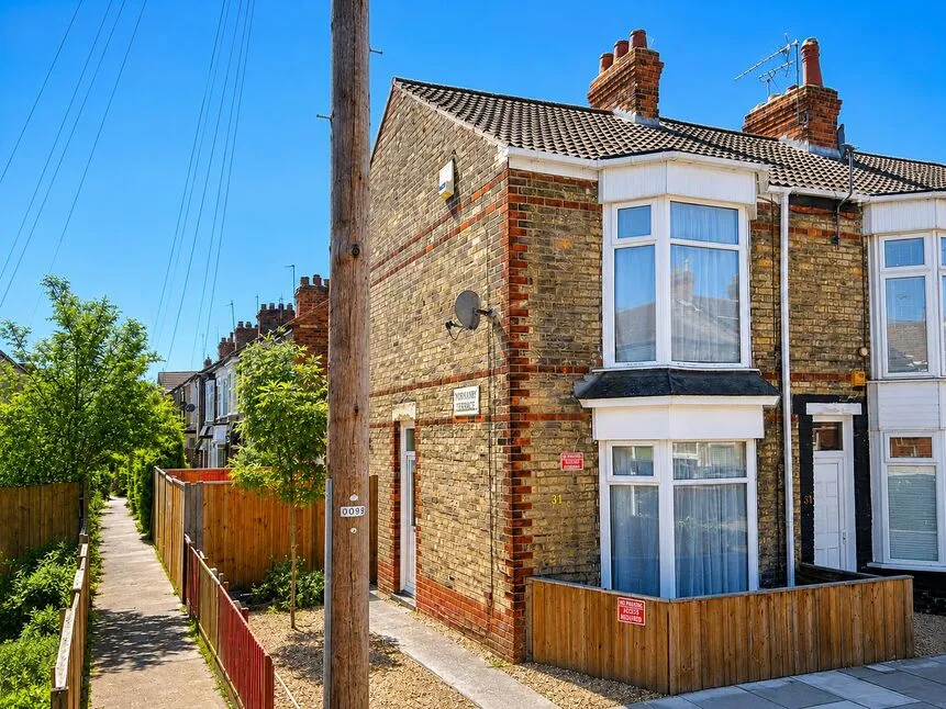 2 bed house for sale — Manvers Street, Hull, East Yorkshire, HU5
