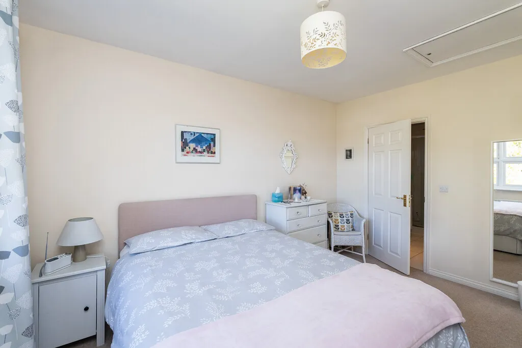 Middle Street, Strood Green, RH3, photo 8