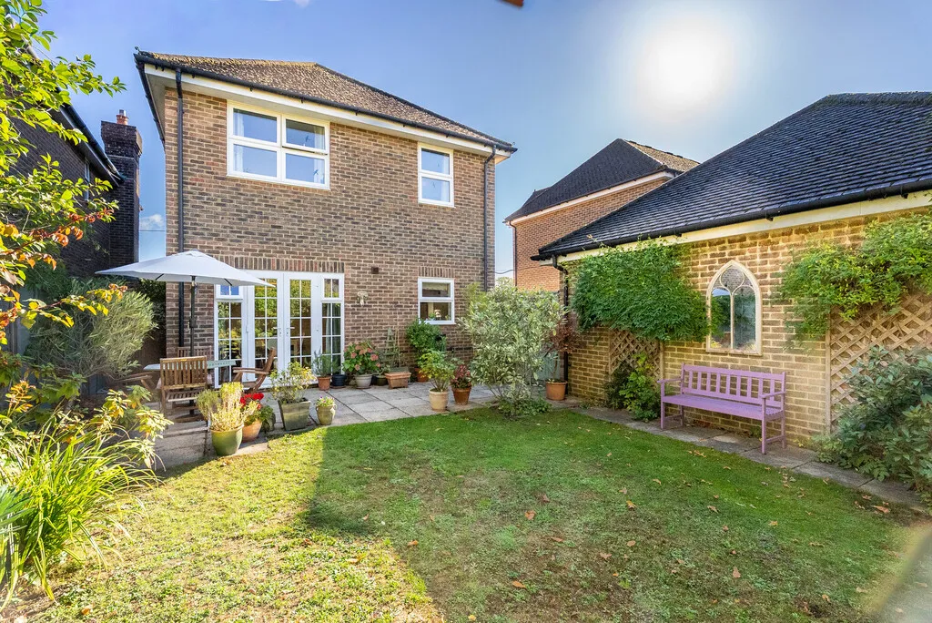 Middle Street, Strood Green, RH3, photo 7