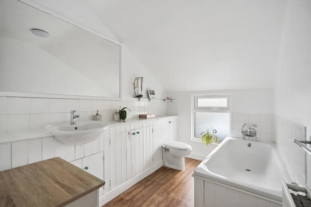 Uxbridge Road, Mill End, WD3, photo 13