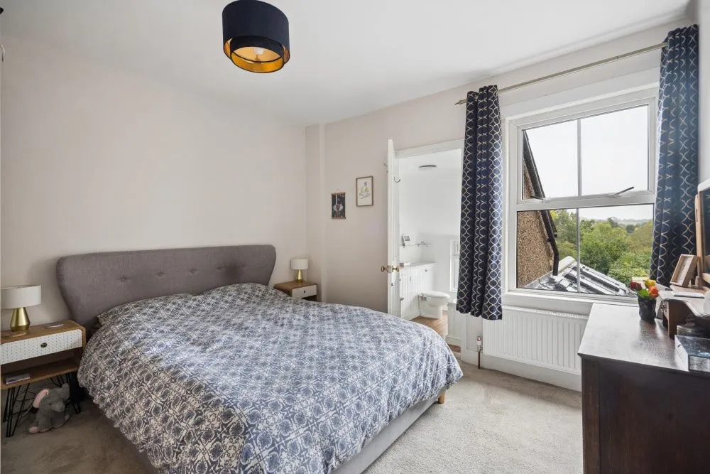 Uxbridge Road, Mill End, WD3, photo 12