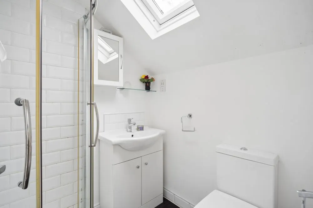 Uxbridge Road, Mill End, WD3, photo 15