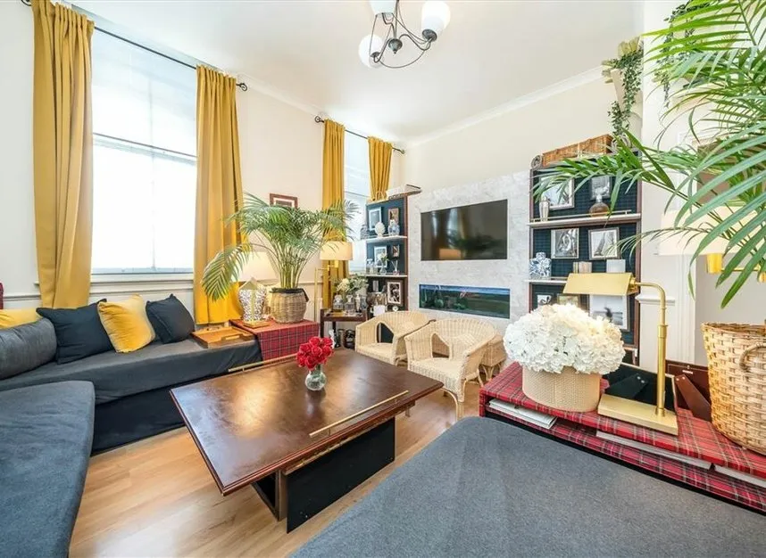 Shooters Hill Road, Woolwich, SE18, photo 2