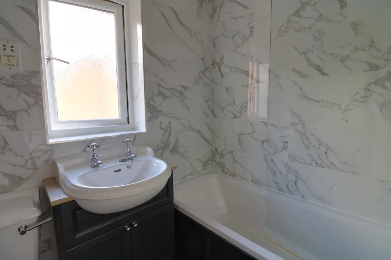 Ennerdale Drive, Congleton, photo 15
