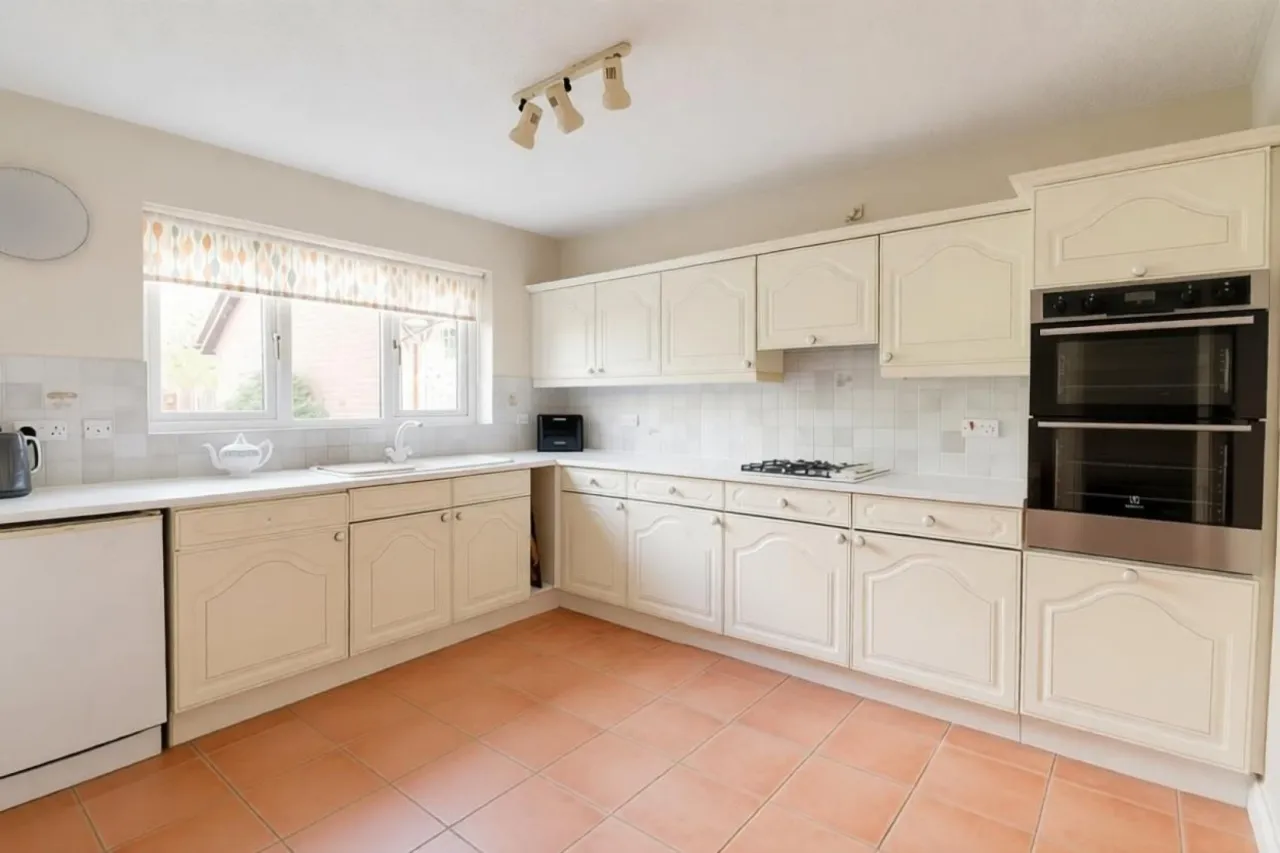 Ennerdale Drive, Congleton, photo 7