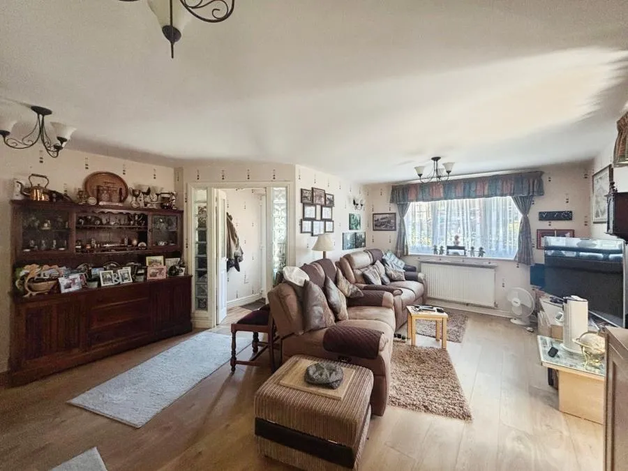 Westwood Road, Ryde, PO33, photo 3