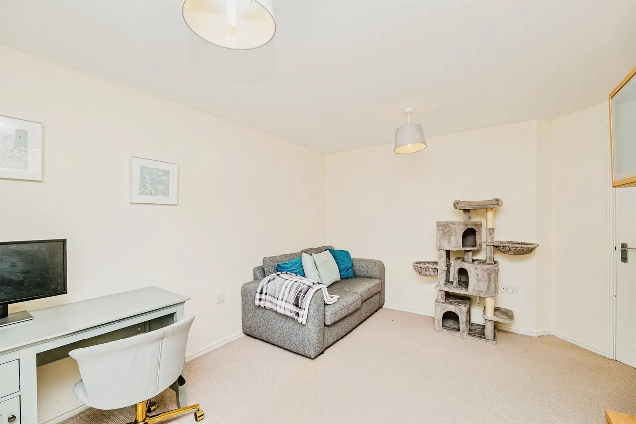Longacres Bridgend, CF31, photo 8