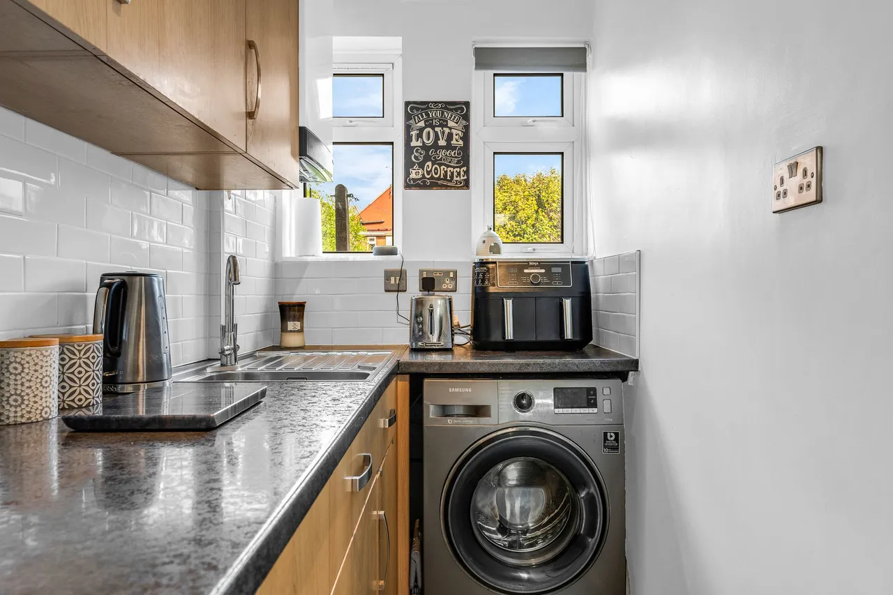 Ditchfield Road, Hoddesdon, EN11 9HX, photo 7