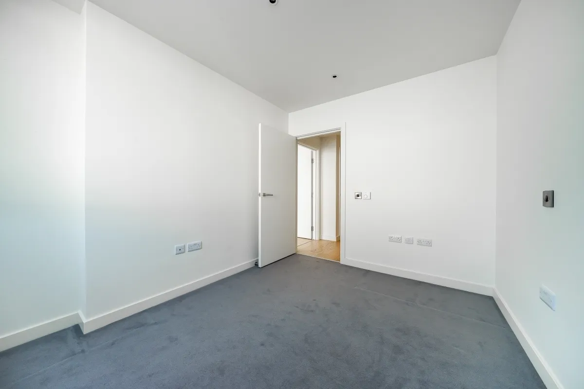 Capitol Way London NW9, photo 6