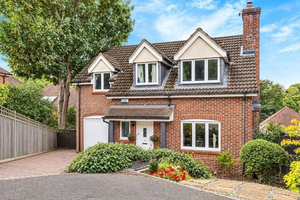 5 bed house for sale, Boxford Close, South Croydon