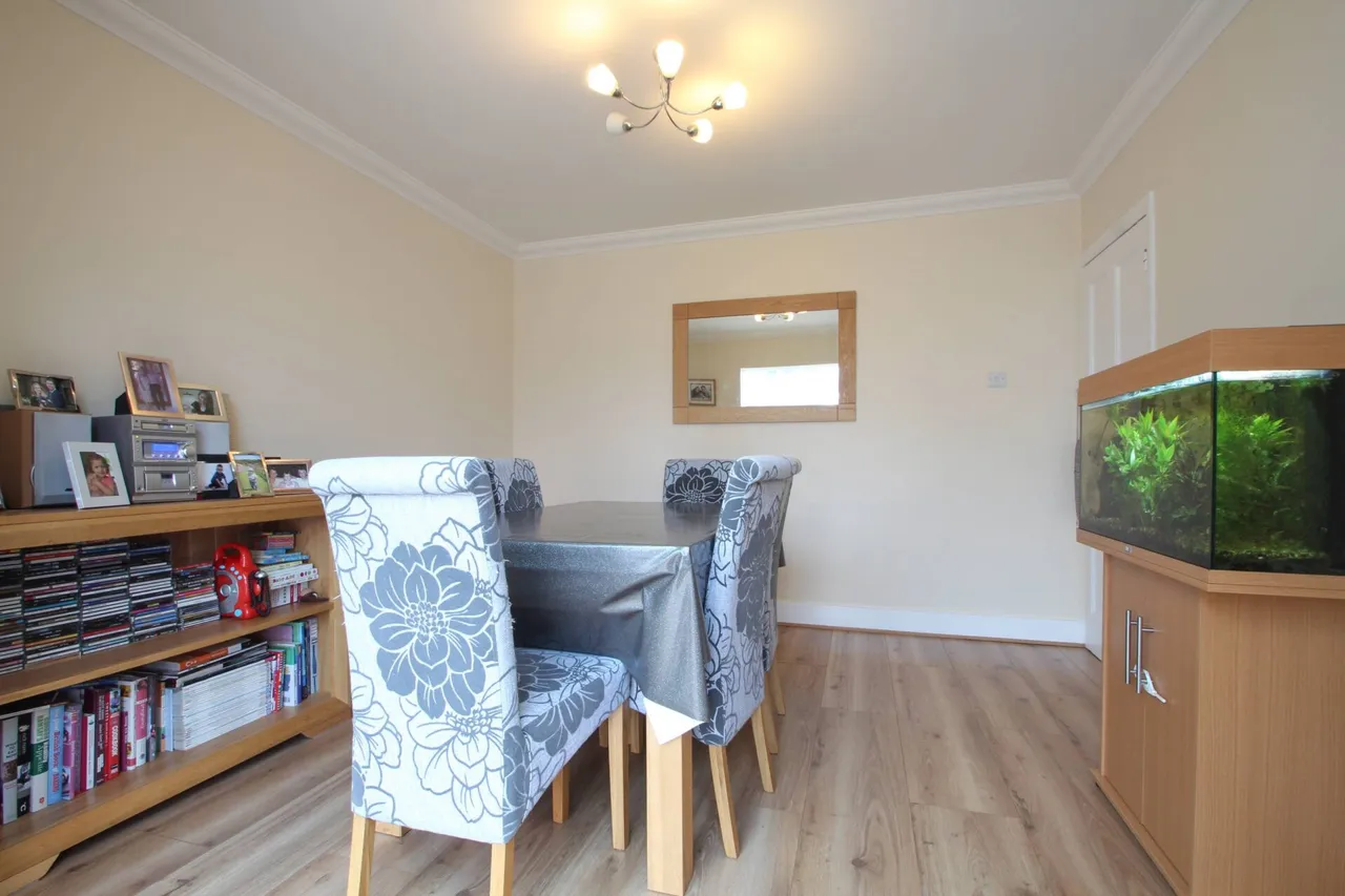 Avondale Road, Welling, photo 3