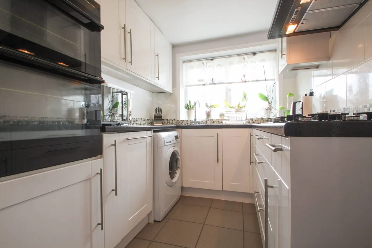 Avondale Road, Welling, photo 4