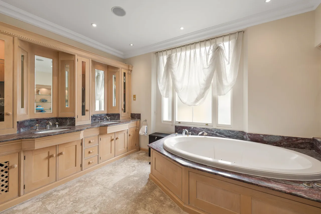 Charles Street, Mayfair, W1J, photo 11