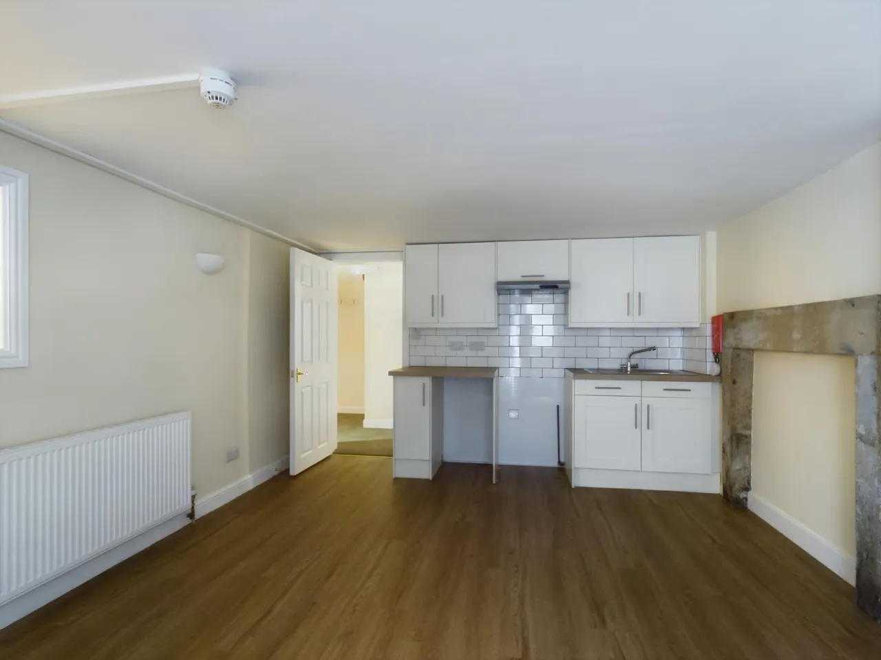 Gargrave Road, Skipton, BD23, photo 2