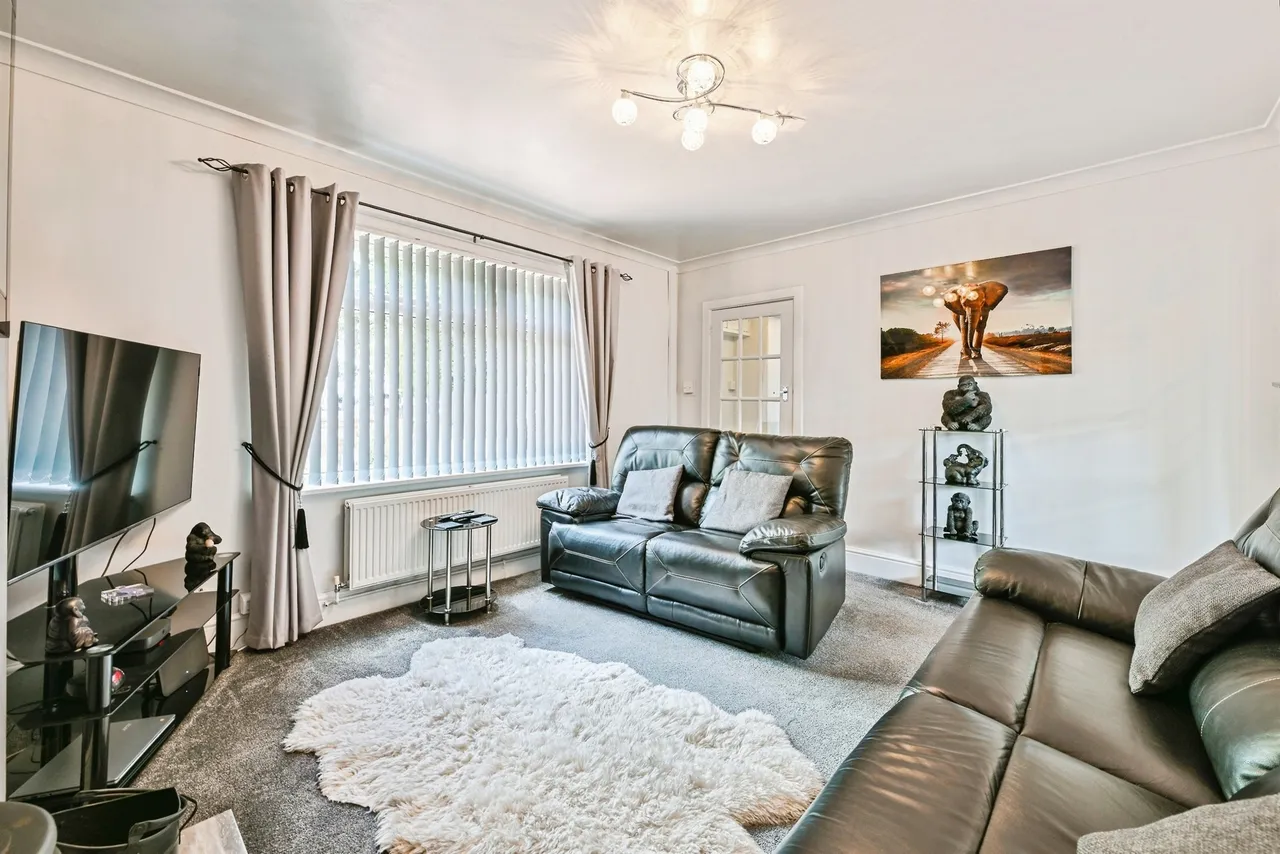 Squires Avenue, Nottingham, NG6, photo 4