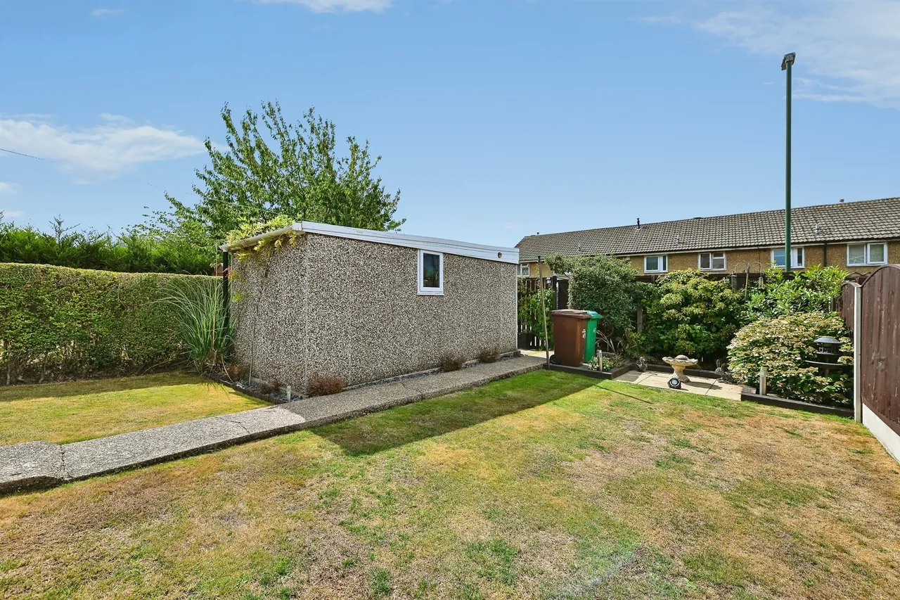 Squires Avenue, Nottingham, NG6, photo 15
