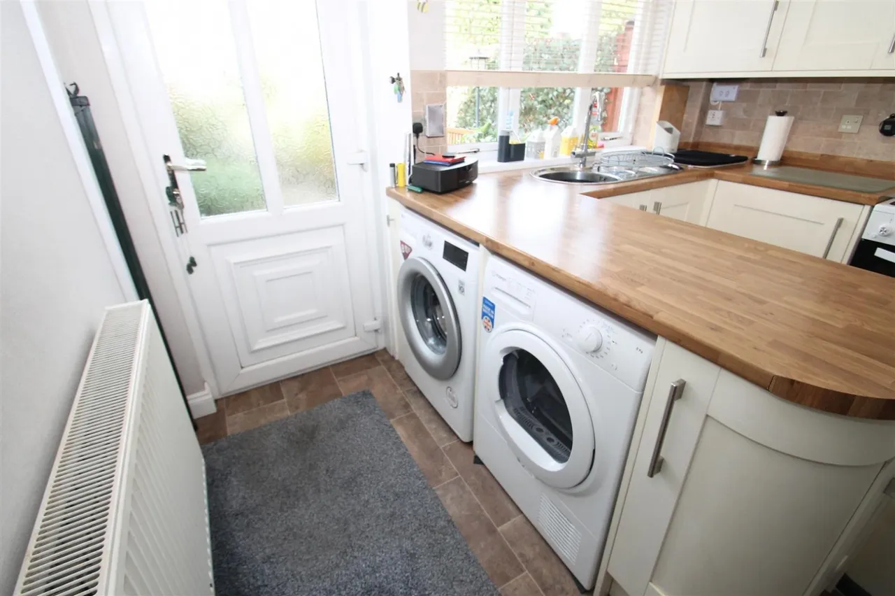 Newbury Lane, Oldbury, photo 12
