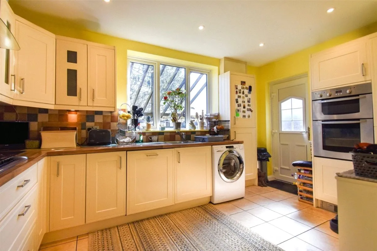 Chetwode Terrace, Aldershot, Hampshire, GU11 3NR, photo 5
