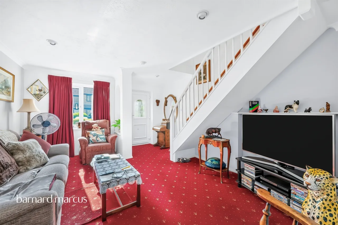 Lake View, North Holmwood, RH5, photo 2