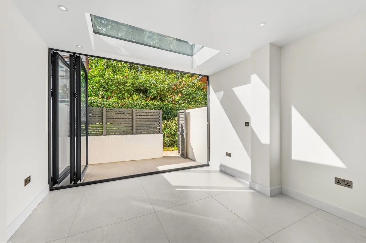 Porchester Terrace, London, W2, photo 15