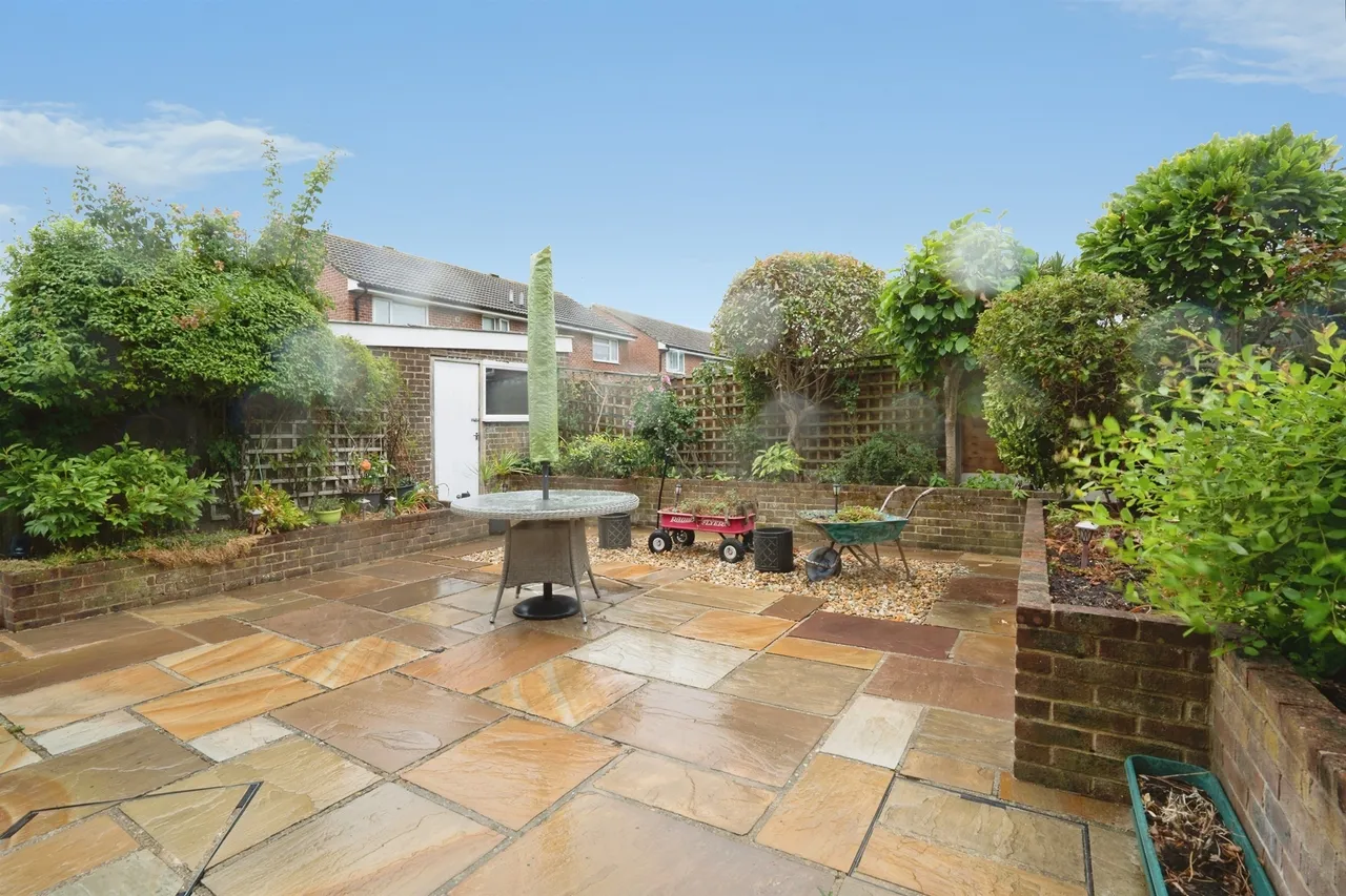 Orchard Way, Barnham, PO22, photo 13