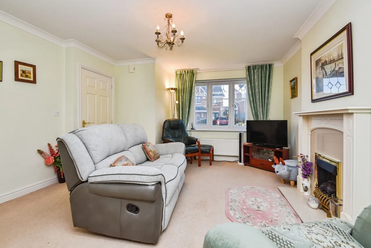 Goldfinch Close, Heysham, LA3, photo 2
