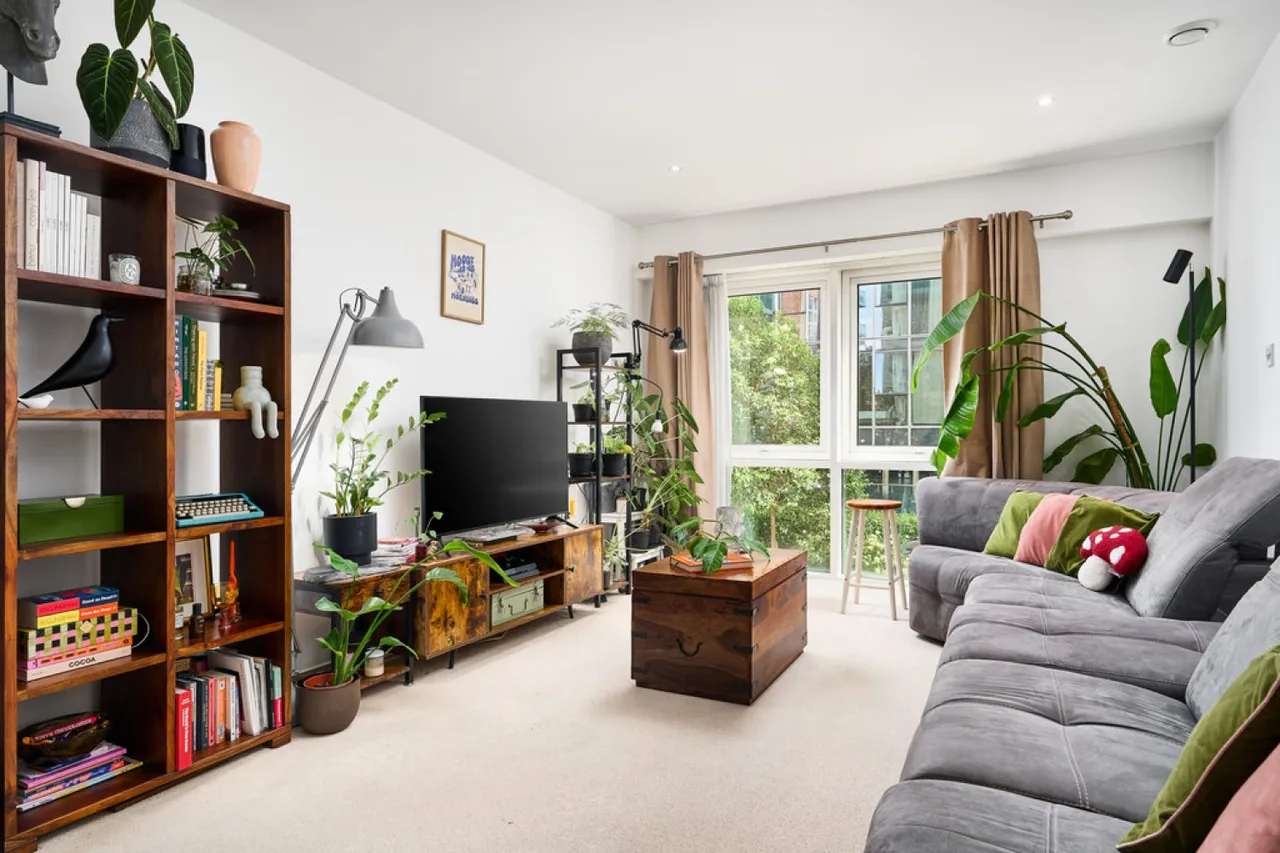 Quarter House, Battersea Reach, photo 2