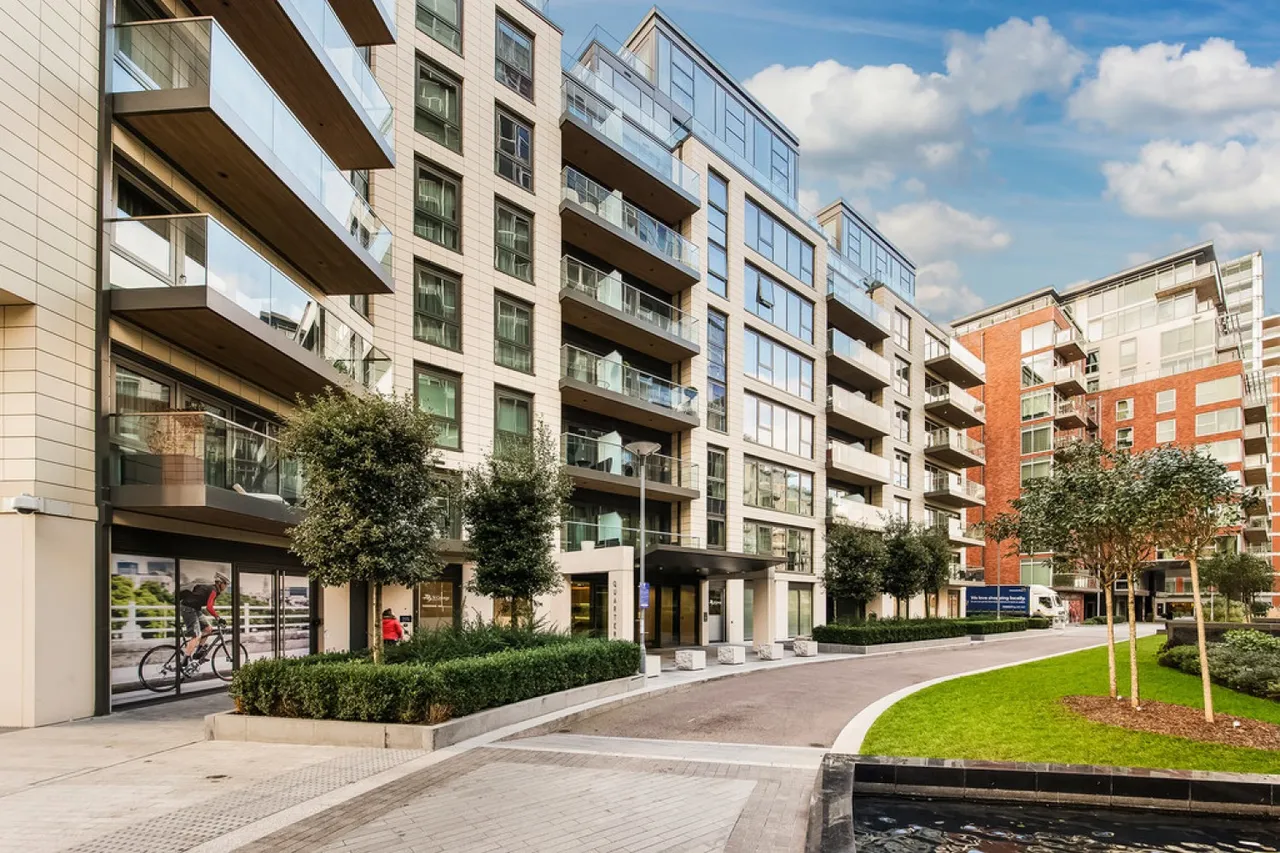 1 bed flat for sale — Quarter House, Battersea Reach