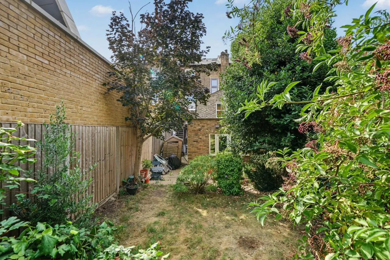 Cazenove Road, London, N16, photo 11