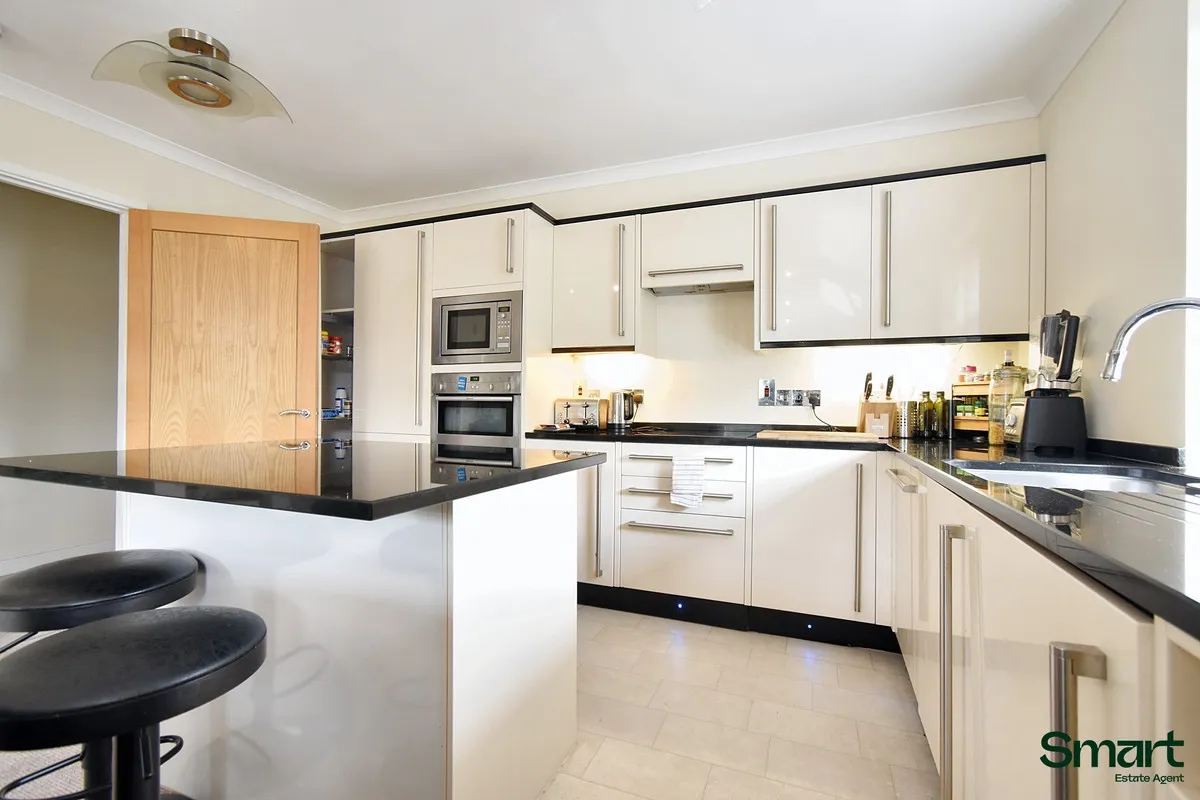 Isleworth Road, Exeter, EX4, photo 3