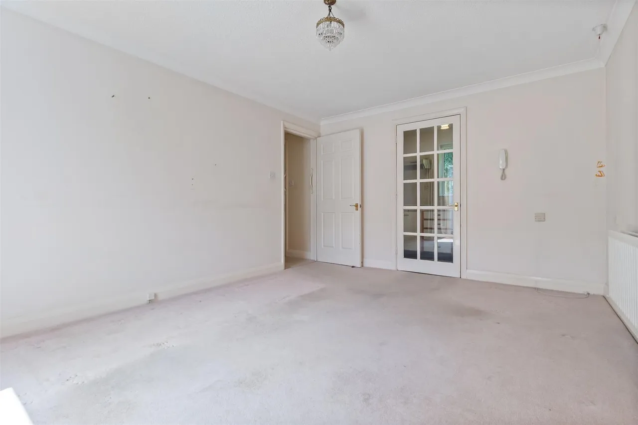 The Courtyard, Offington Lane, Worthing, photo 4