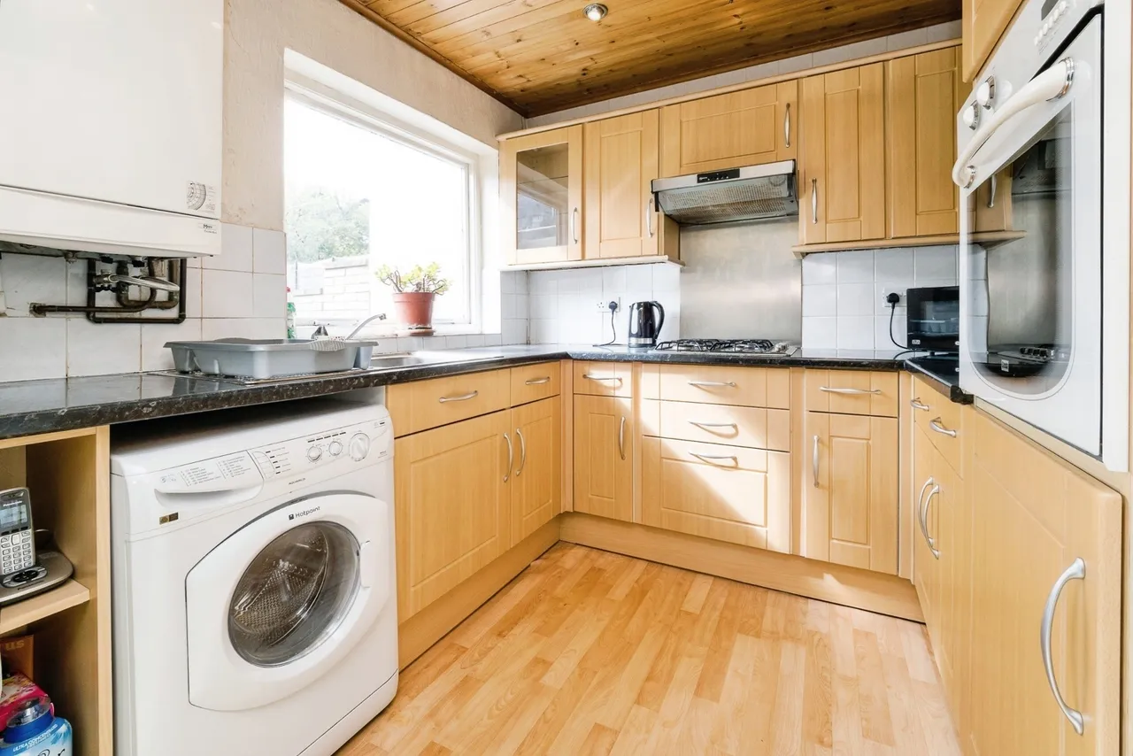 Kempton Road, London, E6, photo 4