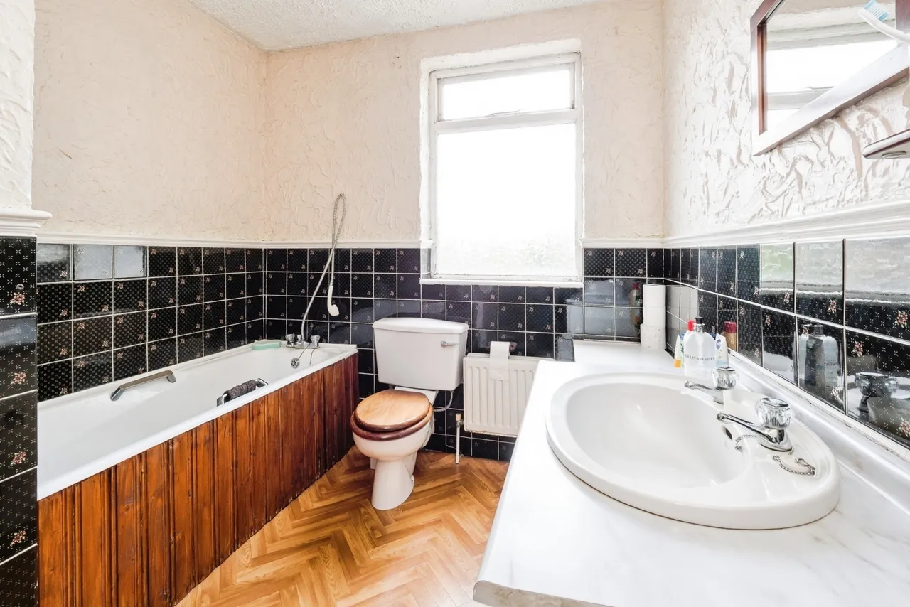 Kempton Road, London, E6, photo 9
