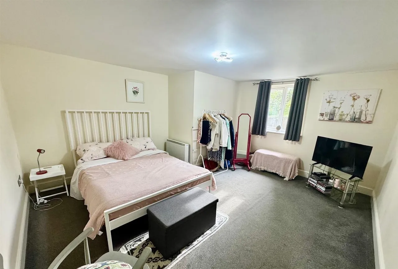 Filey Road, Scarborough, YO11, photo 6