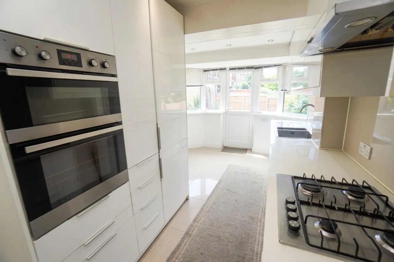 Plumer Road, High Wycombe, HP11, photo 2