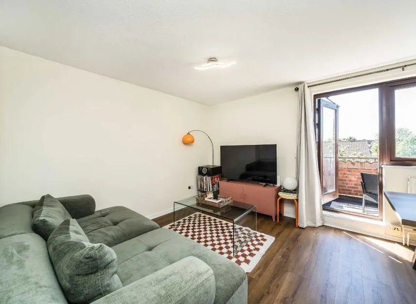 1 bed flat for sale — Spode Walk, West Hampstead, NW6