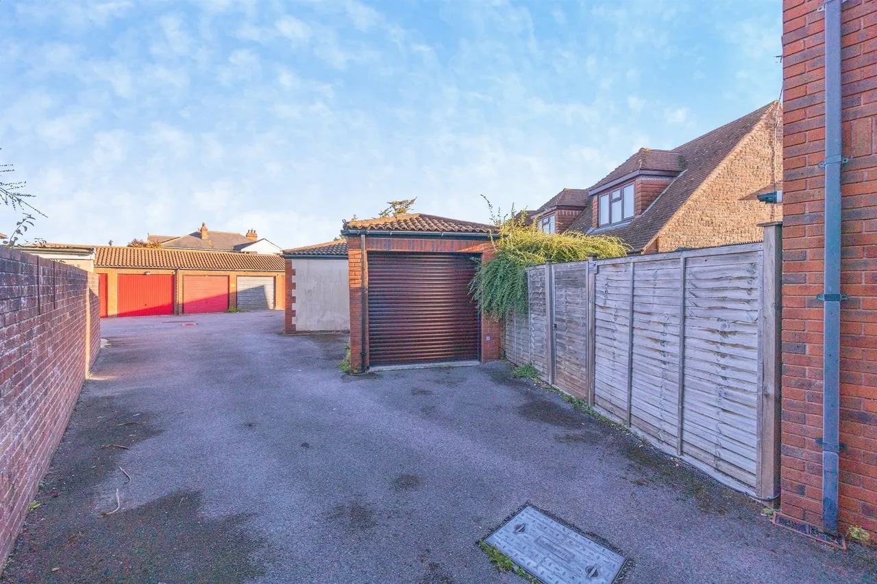 Ophir Road, Portsmouth, PO2, photo 6
