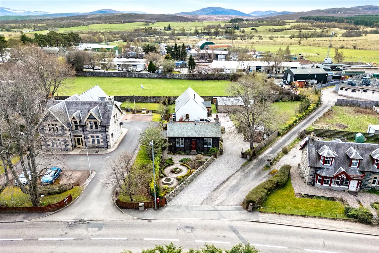 Kildrummie, Newtonmore Road, Kingussie, Highland, PH21 1HF, photo 30
