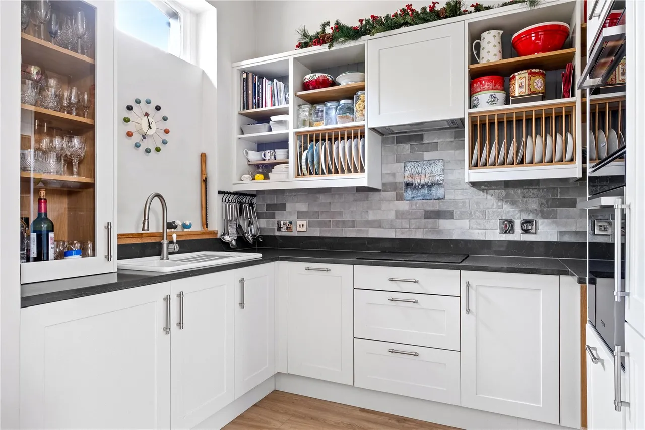 Kildrummie, Newtonmore Road, Kingussie, Highland, PH21 1HF, photo 7